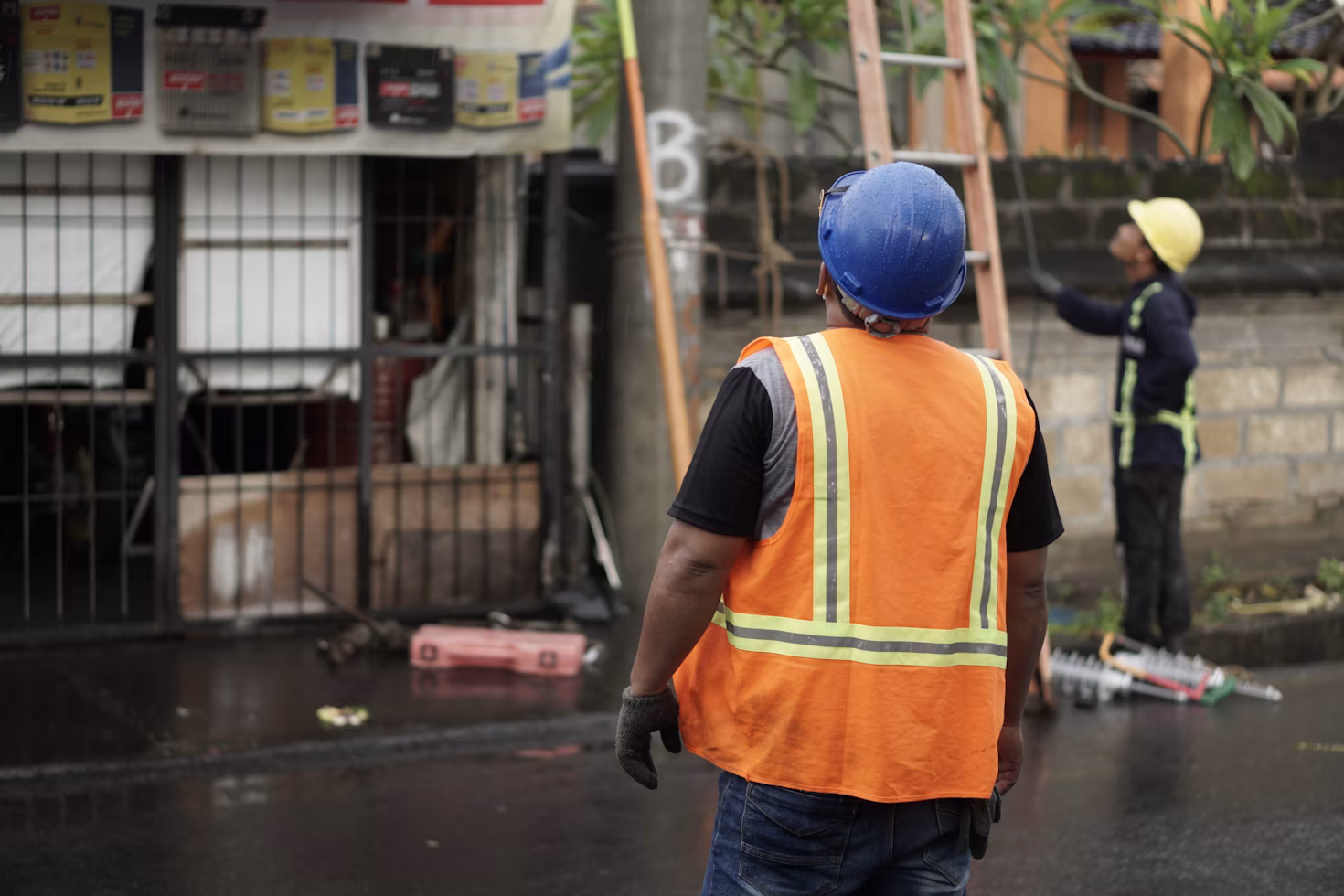 workers at job